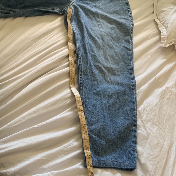 Gap Reverse Fit Jeans - Picture 3 of 6